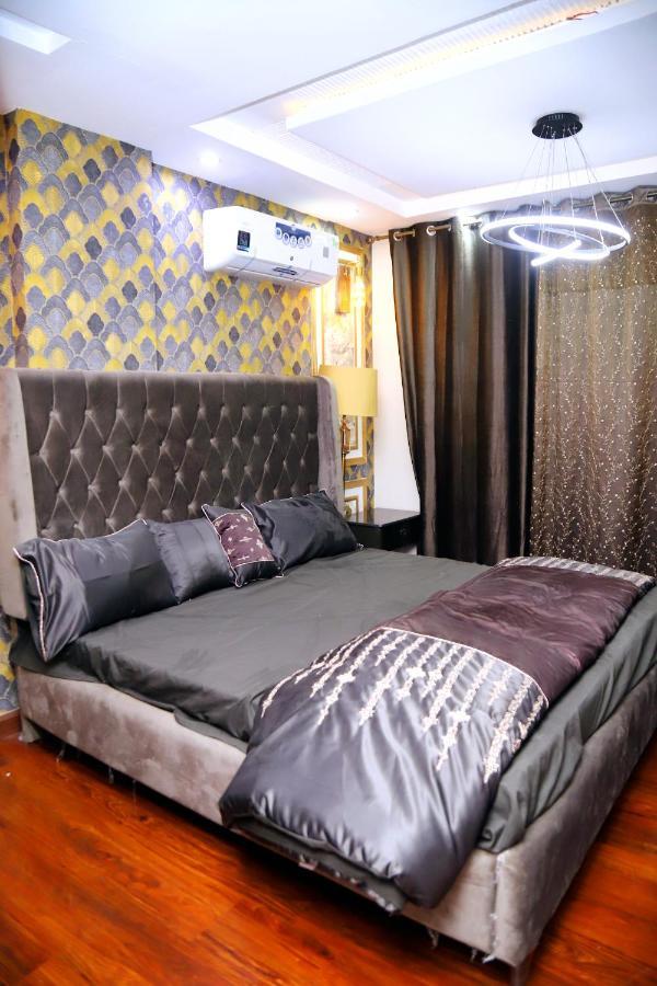 Adara Suites Lahor Dış mekan fotoğraf