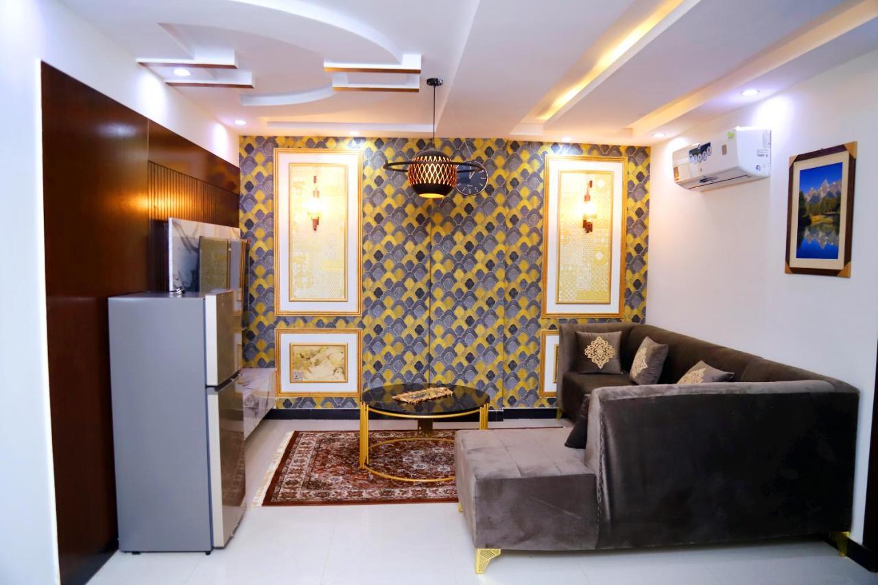 Adara Suites Lahor Dış mekan fotoğraf