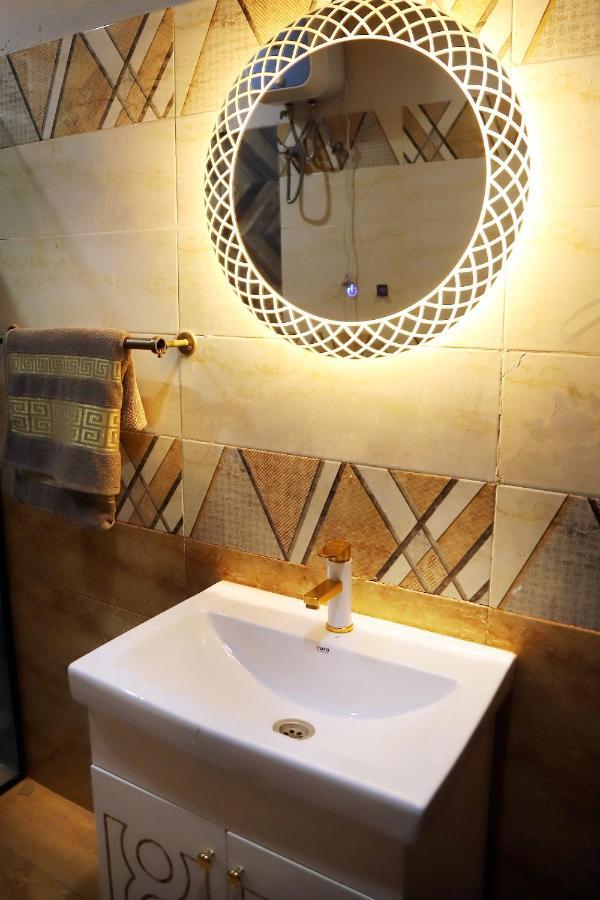 Adara Suites Lahor Dış mekan fotoğraf