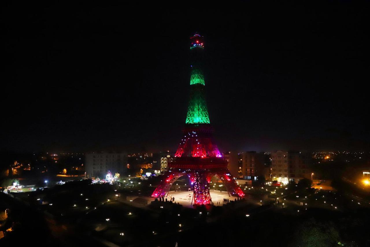 Adara Suites Lahor Dış mekan fotoğraf