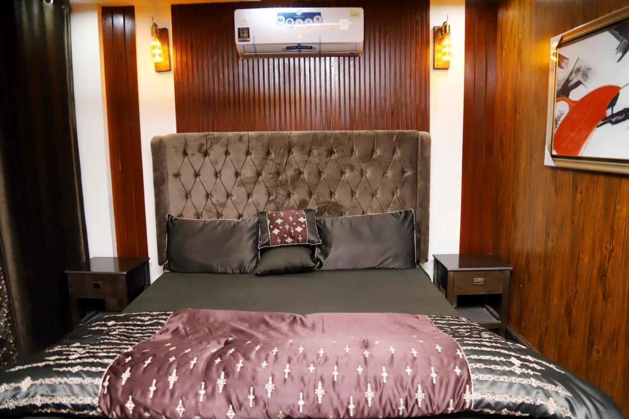 Adara Suites Lahor Dış mekan fotoğraf